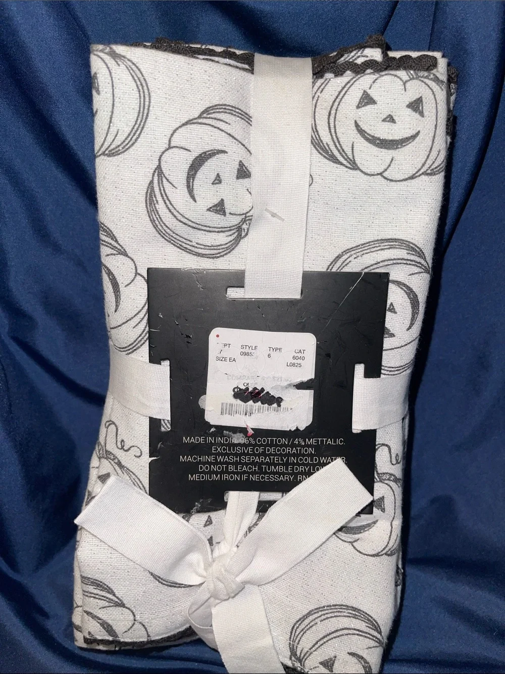 Rachel Zoe Black and White Pumpkin Sketch Cloth Napkins - Set of 8